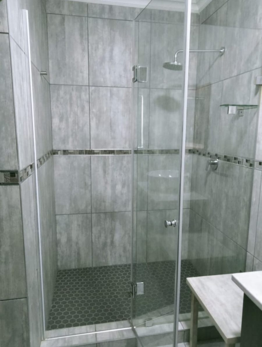 To Let 2 Bedroom Property for Rent in Albertinia Western Cape